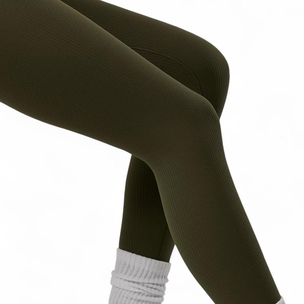 Aerie Women's Green and Khaki Leggings - Picture 6 of 8